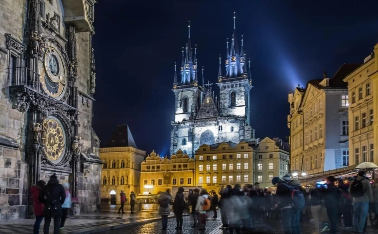 Apartments With Large Balcony, Parking Prague Czech Republic