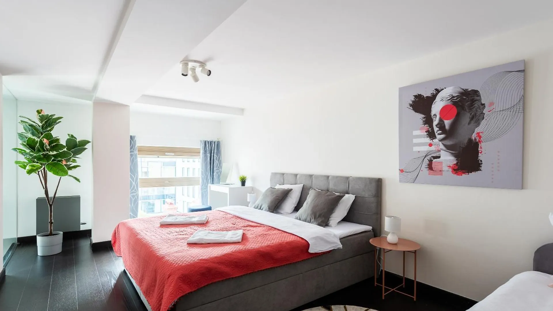 Apartments With Large Balcony, Parking Prague Czech Republic