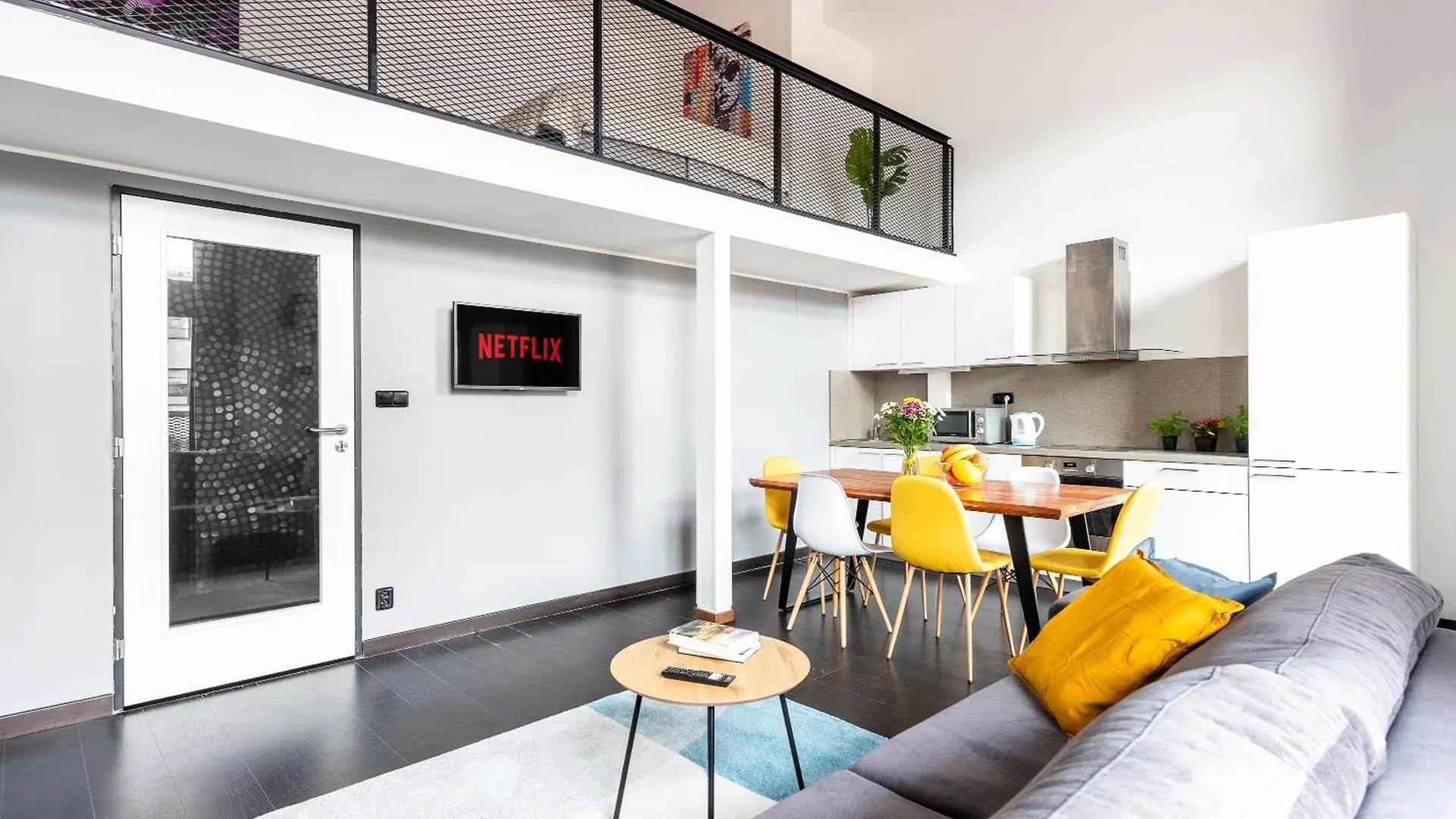 Apartments With Large Balcony, Parking Prague
