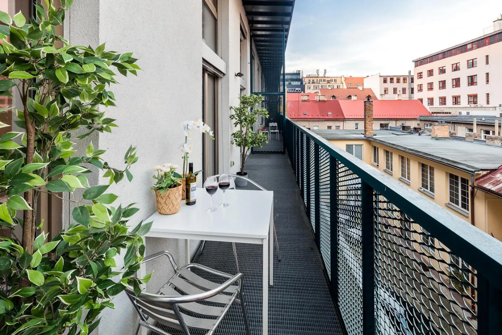 Apartments With Large Balcony, Parking Prague
