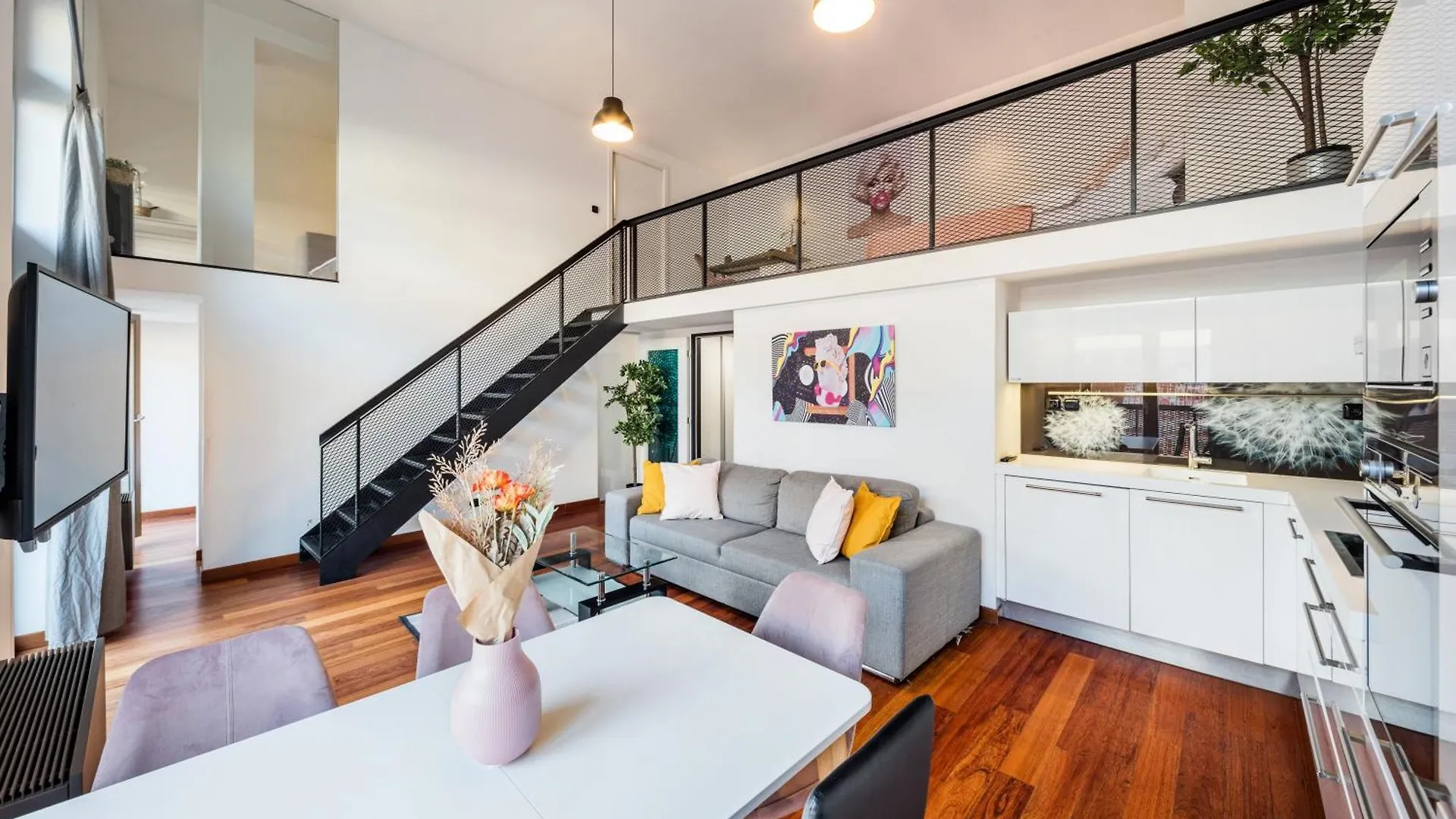Apartments With Large Balcony, Parking Prague