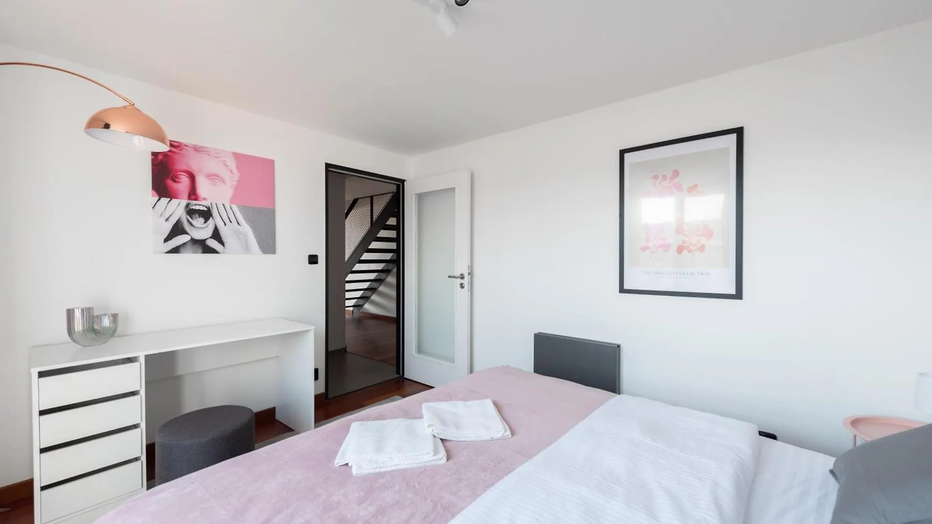 Apartments With Large Balcony, Parking Prague
