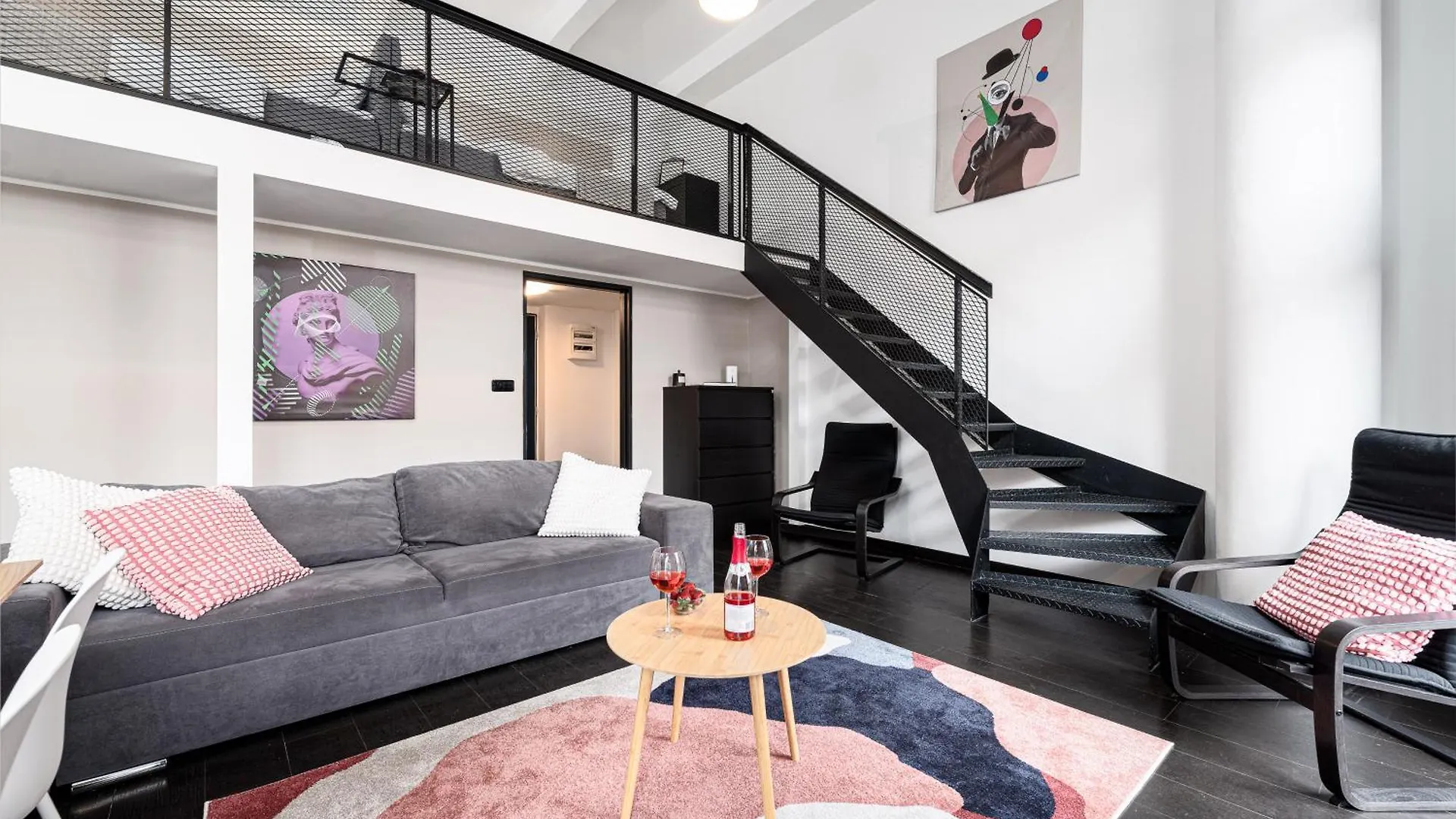 Apartments With Large Balcony, Parking Prague