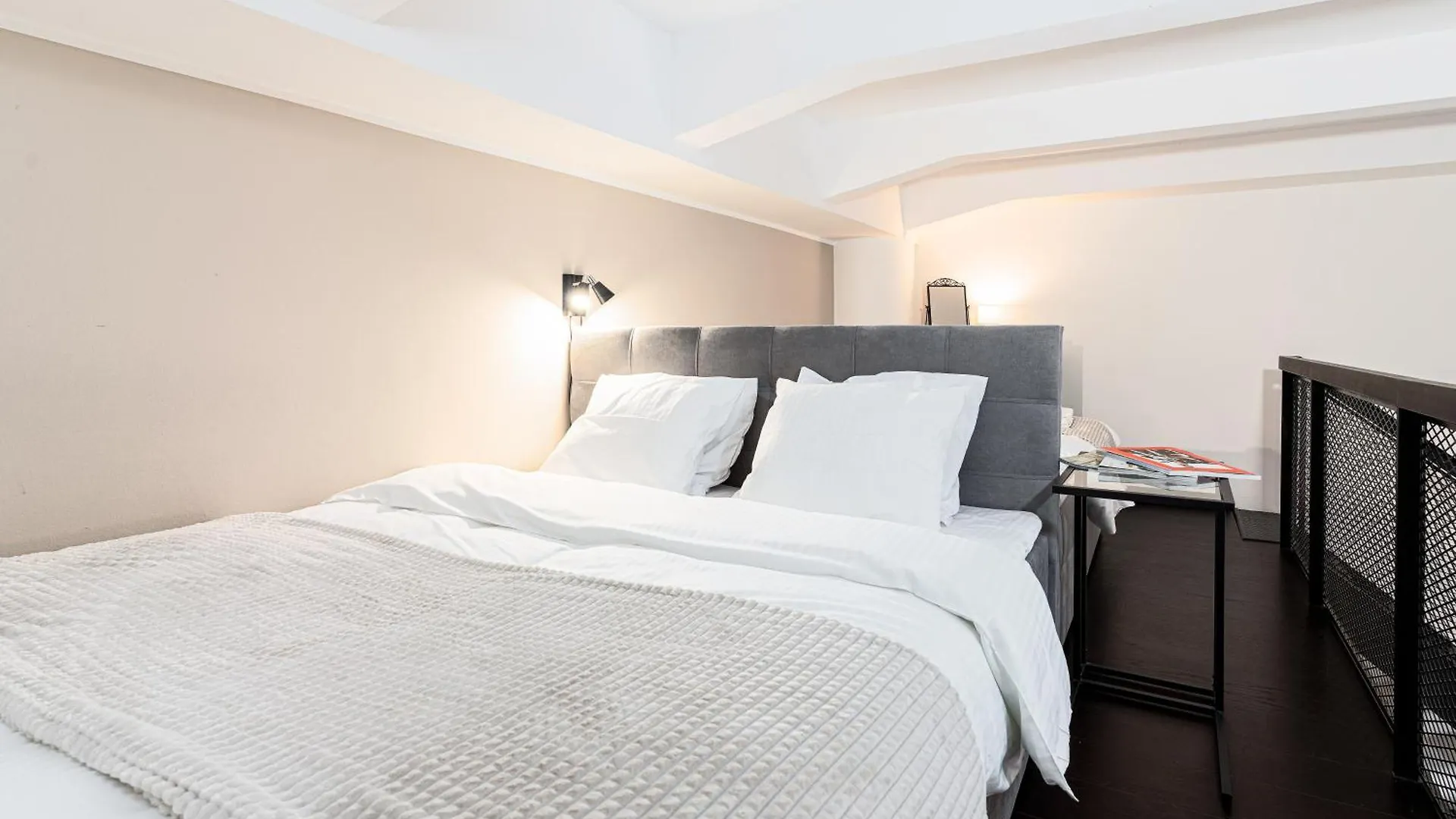Apartments With Large Balcony, Parking Prague