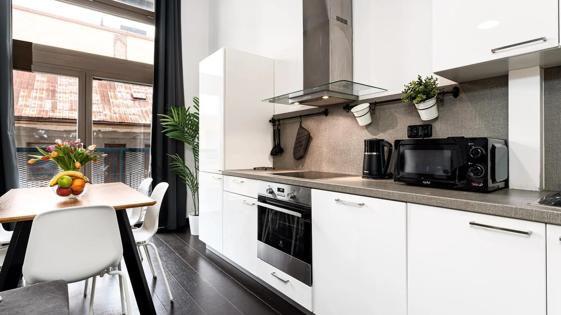 Apartments With Large Balcony, Parking Prague 0*,  Czech Republic