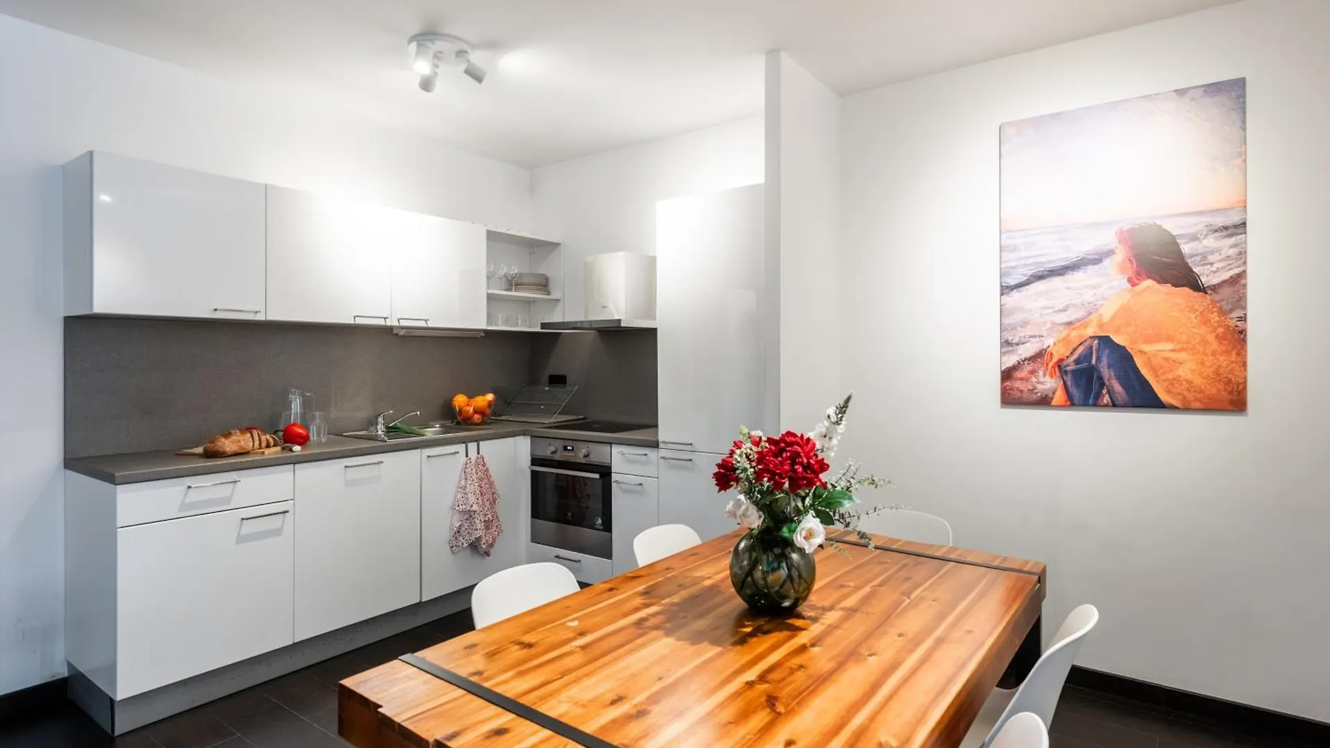 Apartments With Large Balcony, Parking Prague Czech Republic