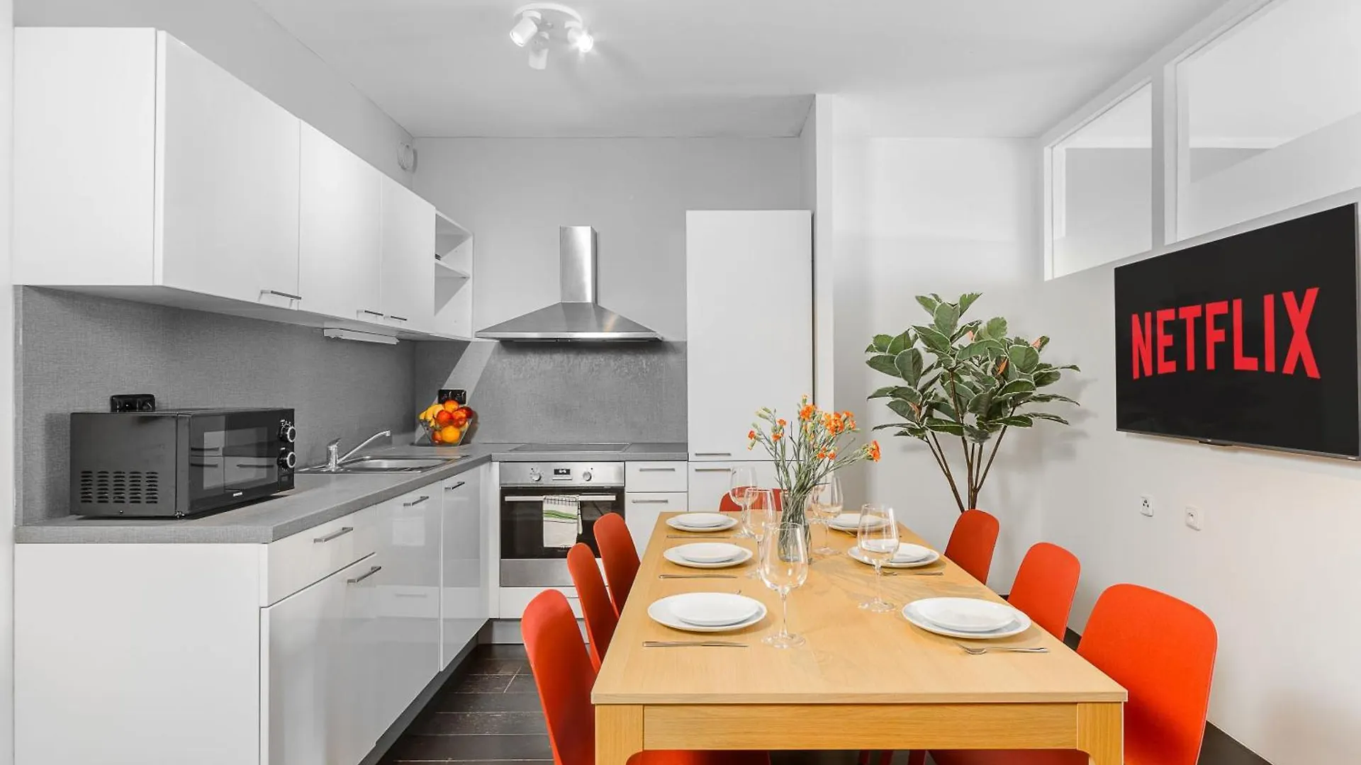 Apartments With Large Balcony, Parking Prague