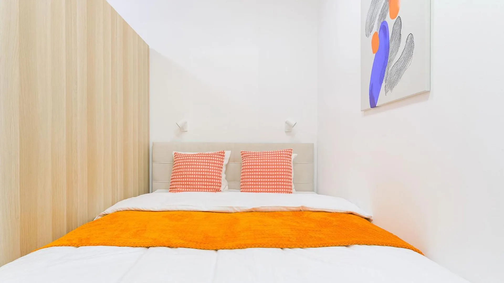 Apartments With Large Balcony, Parking Prague